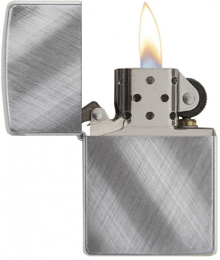   Zippo Classic   Diagonal Weave